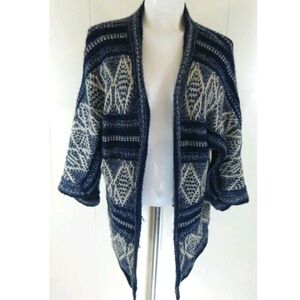 Romeo & Juliet Couture Southwestern Cardigan